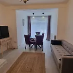 Large 4 Bed Terraced House